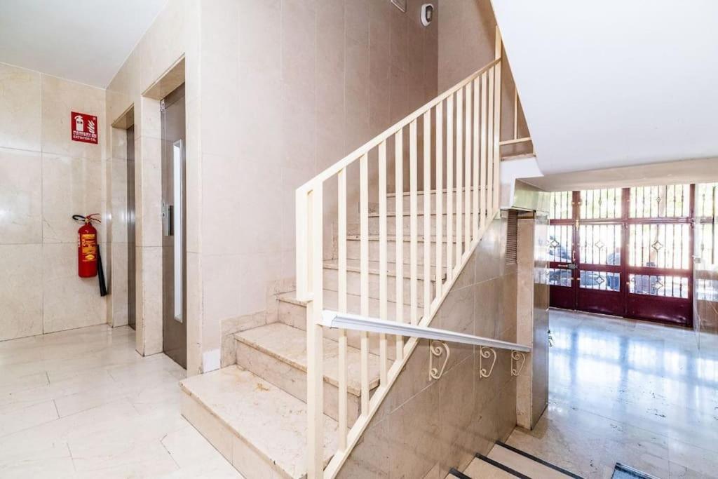 Modern Apartment Close To The City Center And Alhambra 格拉纳达 外观 照片