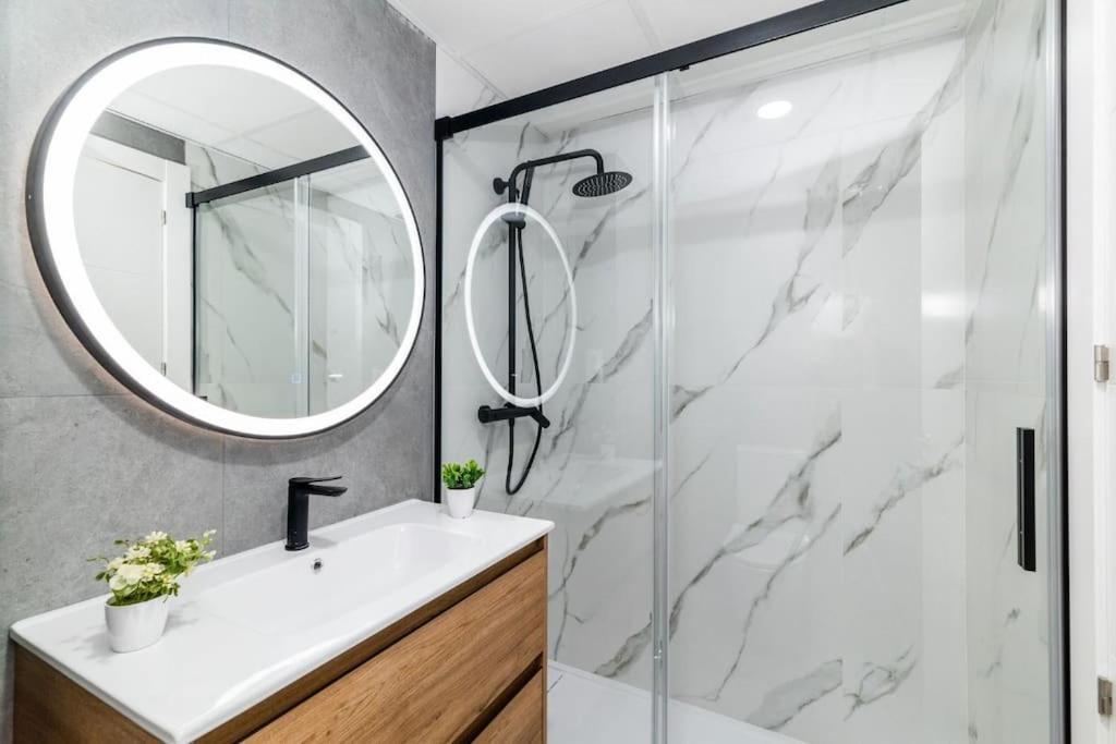 Modern Apartment Close To The City Center And Alhambra 格拉纳达 外观 照片